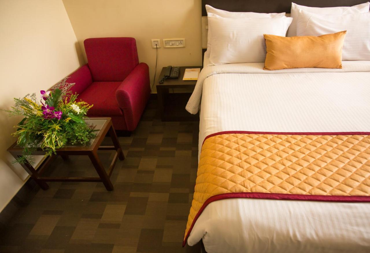 Hotel Ashok Residency Ченнаи Экстерьер фото